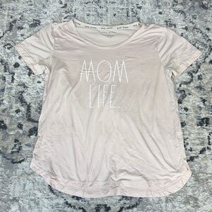 Rae Dunn Mom Life Graphic T Shirt Blush Pink Short Sleeve Women’s Medium